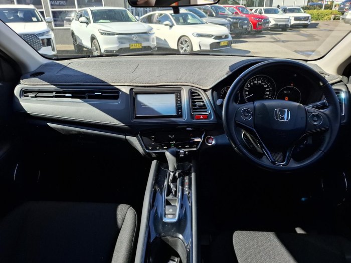 2017 Honda HR-V VTi-S