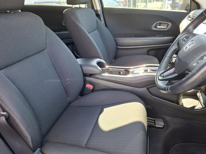 2017 Honda HR-V VTi-S