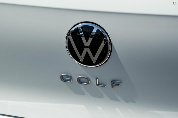2025 Volkswagen Golf 110TSI R-Line