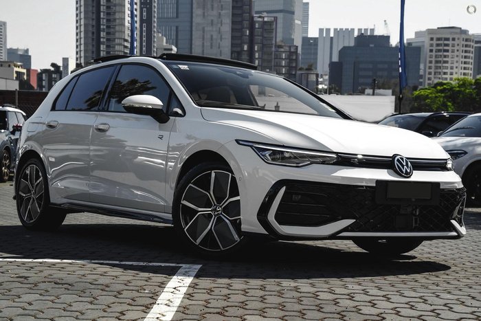 2025 Volkswagen Golf 110TSI R-Line