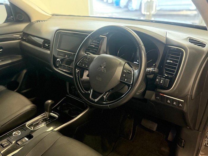 2017 Mitsubishi Outlander Exceed