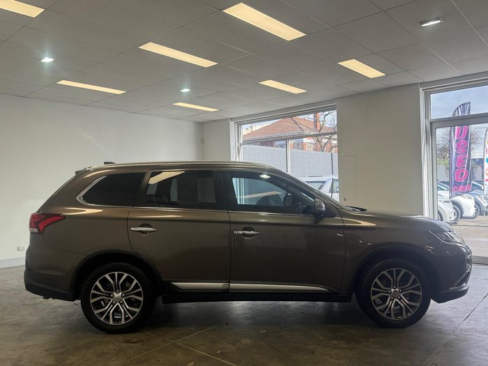 2017 Mitsubishi Outlander Exceed