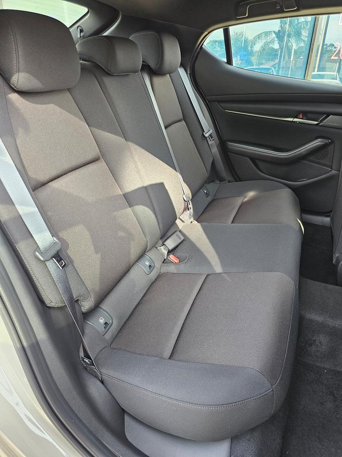 2025 Mazda 3 G20 Pure