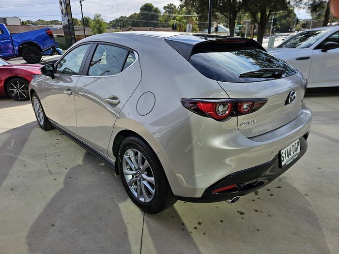 2025 Mazda 3 G20 Pure