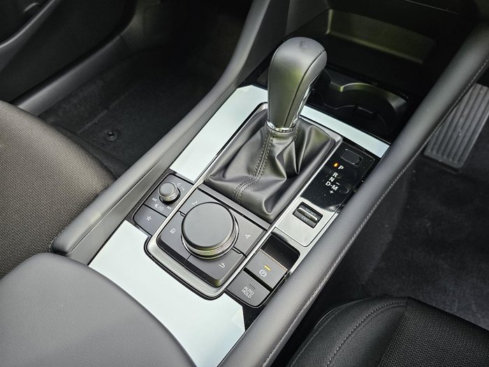 2025 Mazda 3 G20 Pure