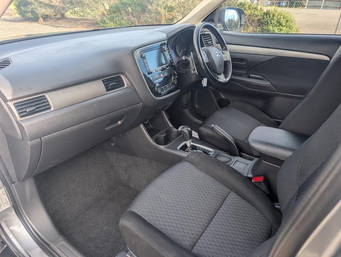 2013 Mitsubishi Outlander LS