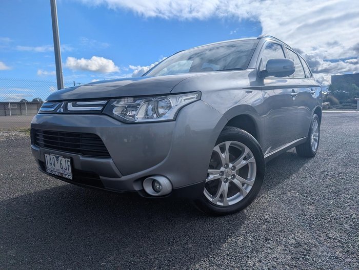2013 Mitsubishi Outlander LS