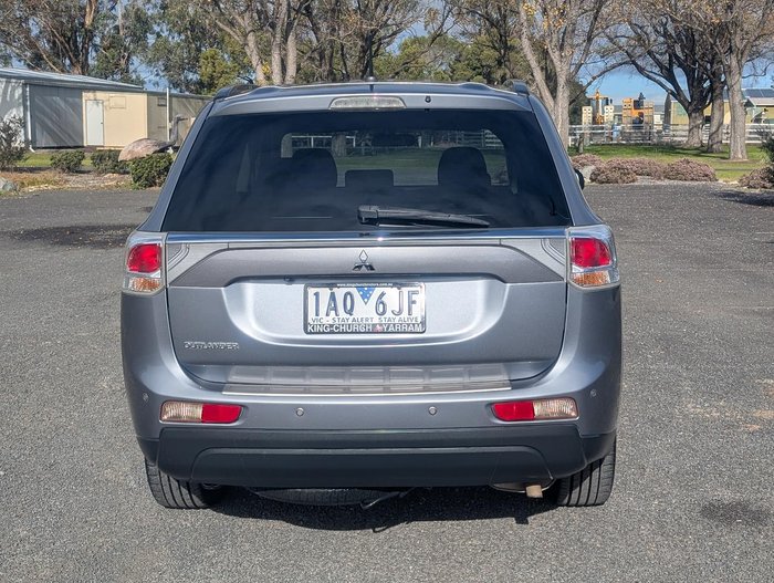 2013 Mitsubishi Outlander LS