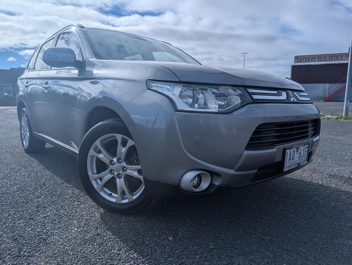 2013 Mitsubishi Outlander LS