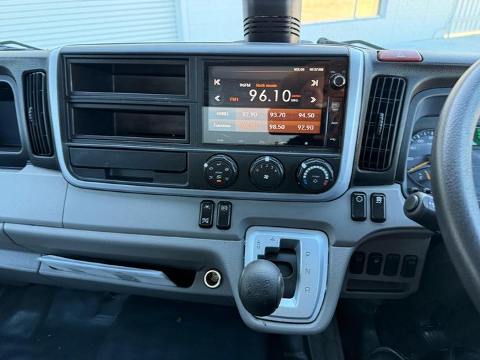 2021 Mitsubishi Canter 515 Wide WHITE