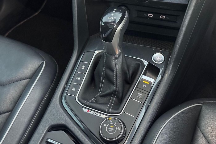 2022 Volkswagen Tiguan 162TSI R-Line