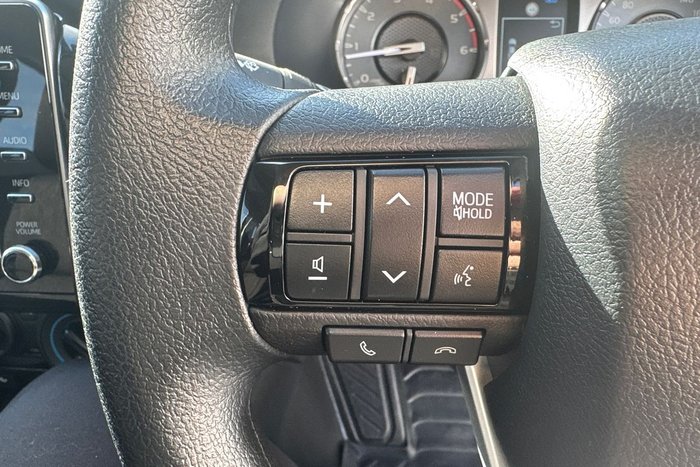 2023 Toyota Hilux SR Hi-Rider