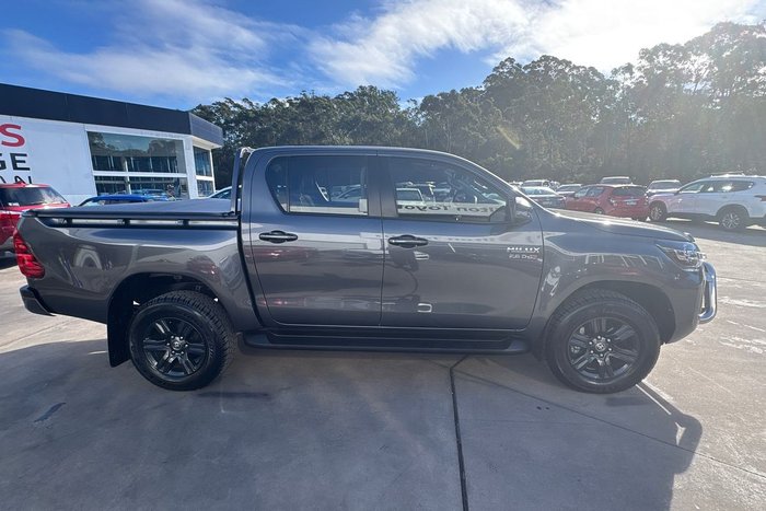 2023 Toyota Hilux SR Hi-Rider