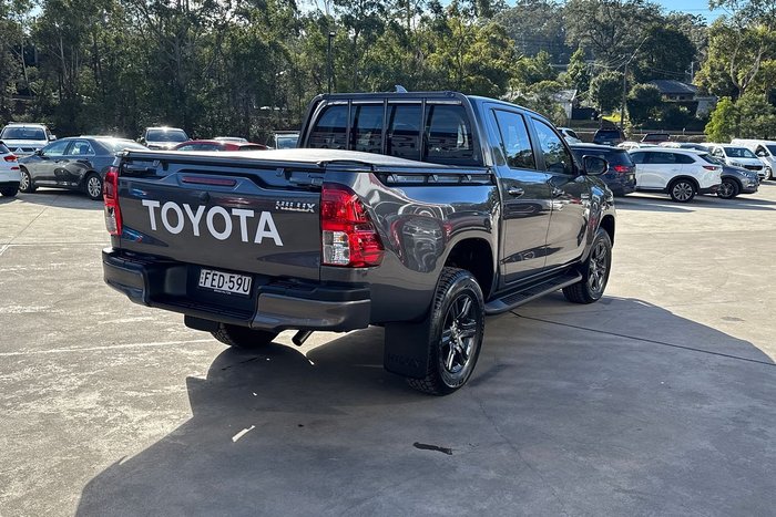 2023 Toyota Hilux SR Hi-Rider