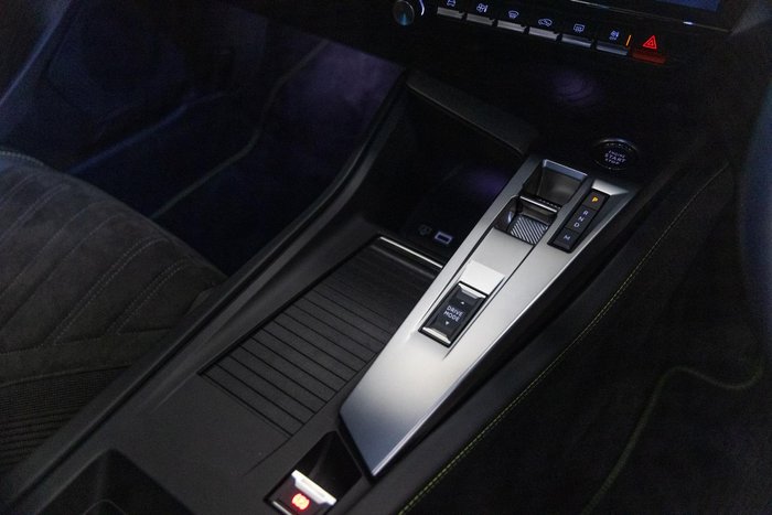 2025 Peugeot 308 GT Hybrid