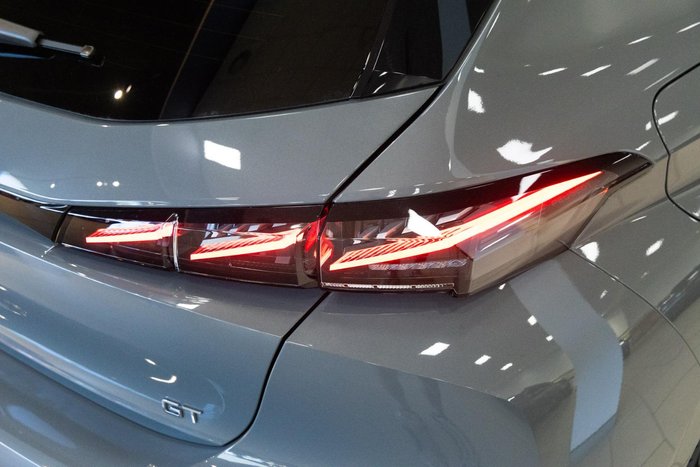 2025 Peugeot 308 GT Hybrid