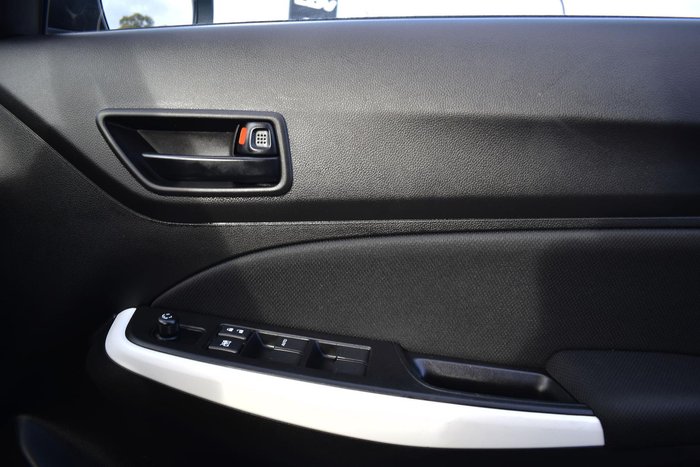 2023 Suzuki Swift GL AZ Series II Premium Silver