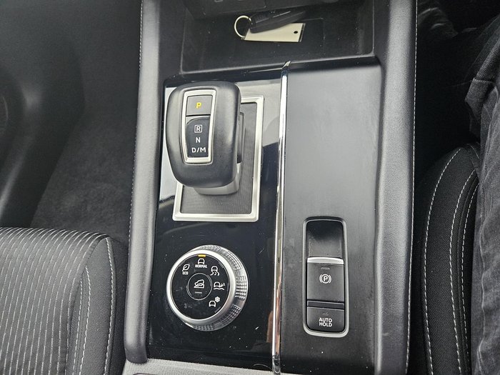 2023 Mitsubishi Outlander LS