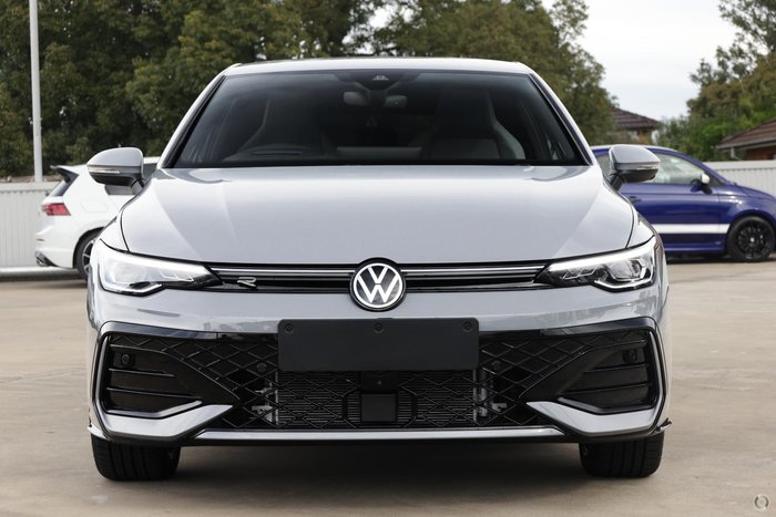 2025 Volkswagen Golf 110TSI R-Line