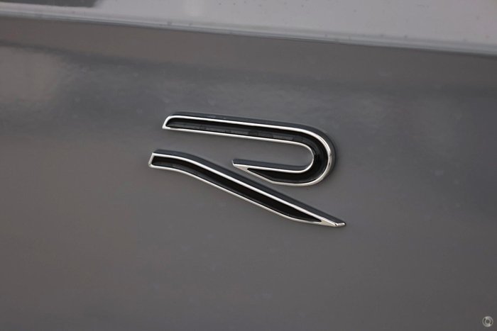 2025 Volkswagen Golf 110TSI R-Line