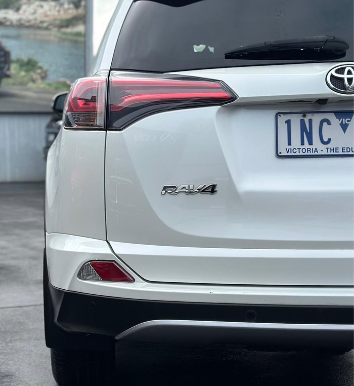 2018 Toyota RAV4 Cruiser