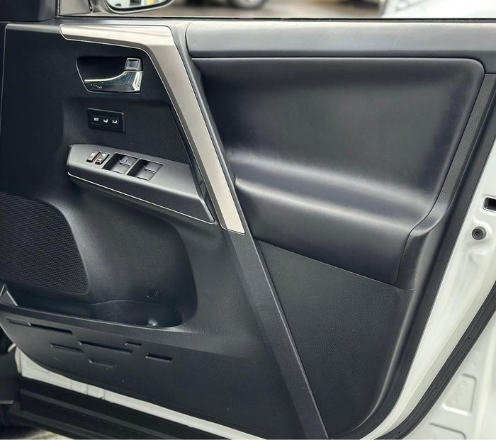 2018 Toyota RAV4 Cruiser