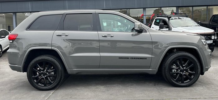 2020 Jeep Grand Cherokee Night Eagle