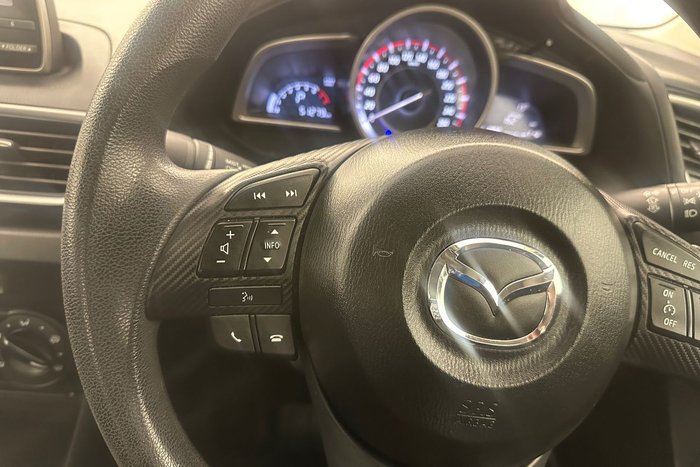 2015 Mazda 3 Neo