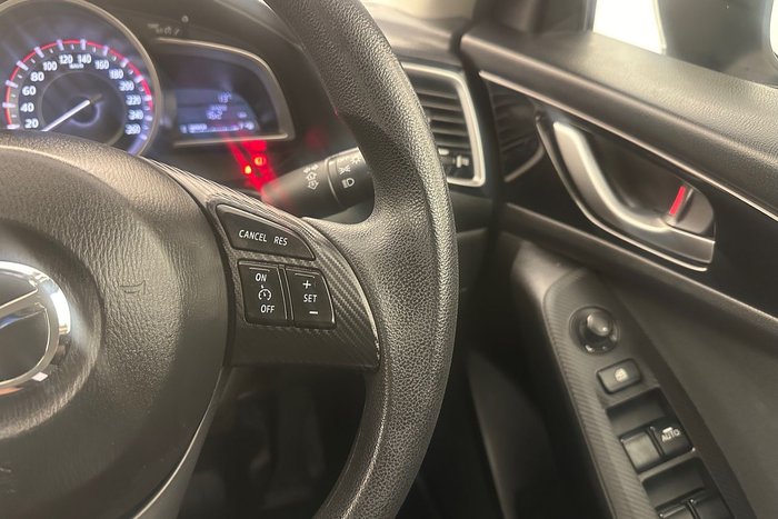2015 Mazda 3 Neo
