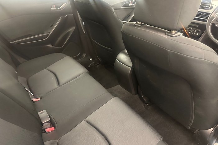 2015 Mazda 3 Neo