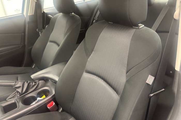2015 Mazda 3 Neo