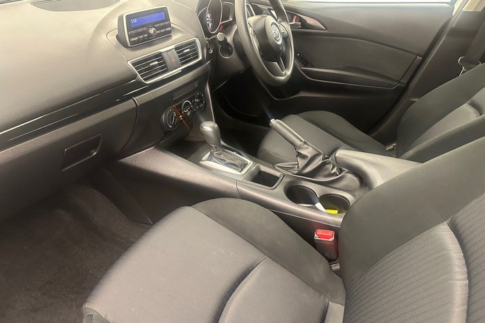 2015 Mazda 3 Neo