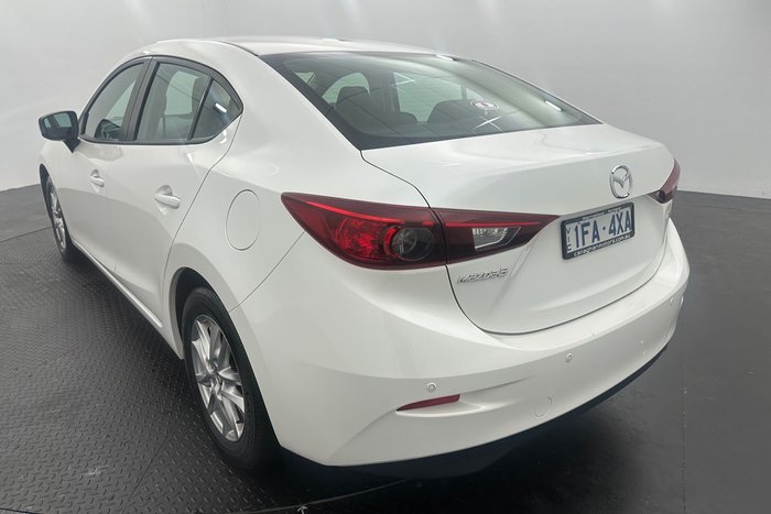 2015 Mazda 3 Neo