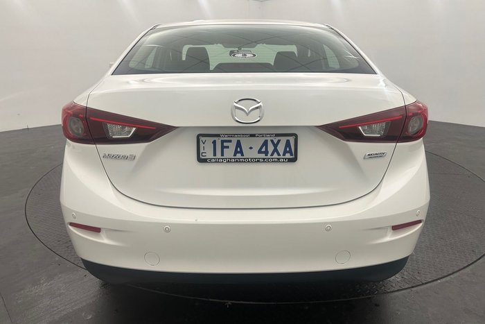 2015 Mazda 3 Neo