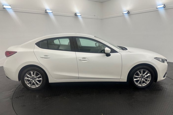 2015 Mazda 3 Neo