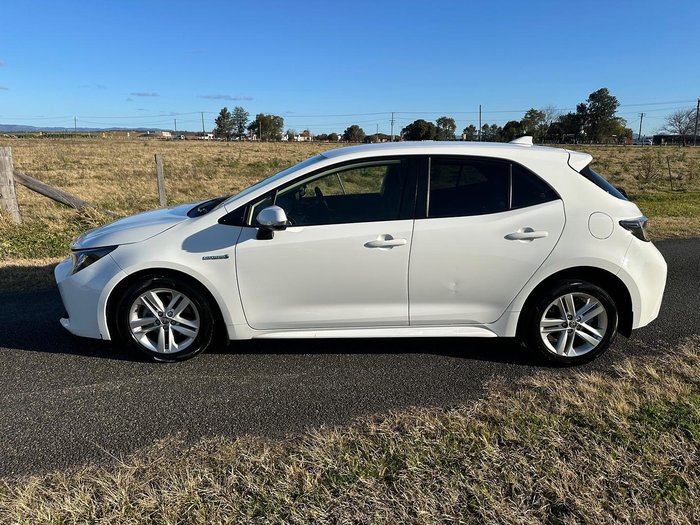 2019 Toyota Corolla SX Hybrid ZWE211R Crystal Pearl