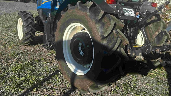 2021 New Holland T4.105F BLUE