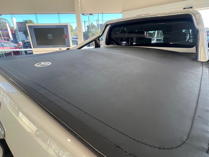 2020 Toyota Hilux SR5