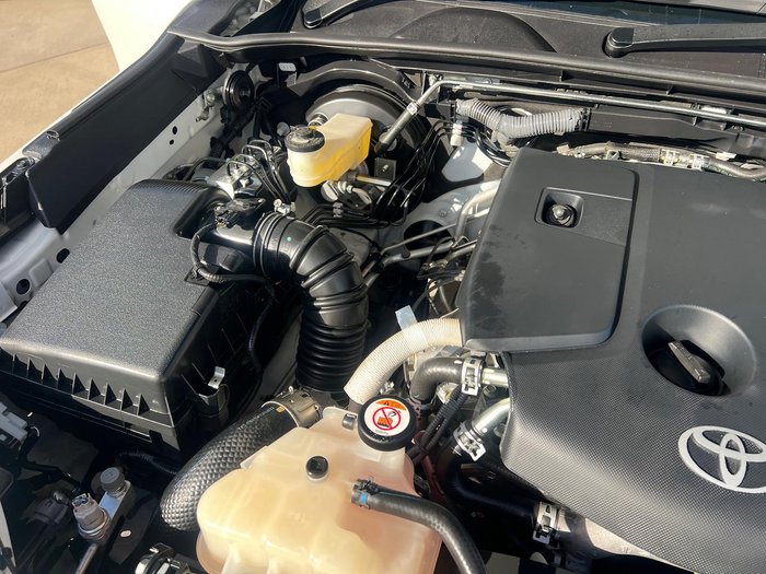 2020 Toyota Hilux SR5