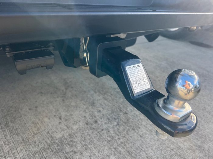 2020 Toyota Hilux SR5