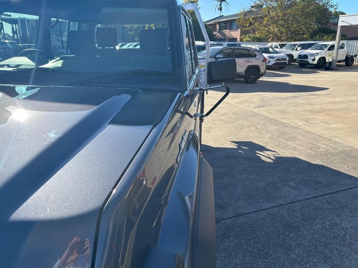 2025 Toyota Landcruiser GXL