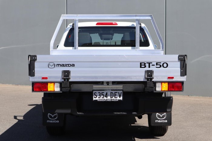 2024 Mazda BT-50 XT
