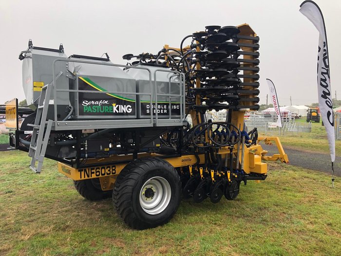 0 SERAFIN PASTURE KING 6M DOUBLE DISC SEEDER NEW YELLOW