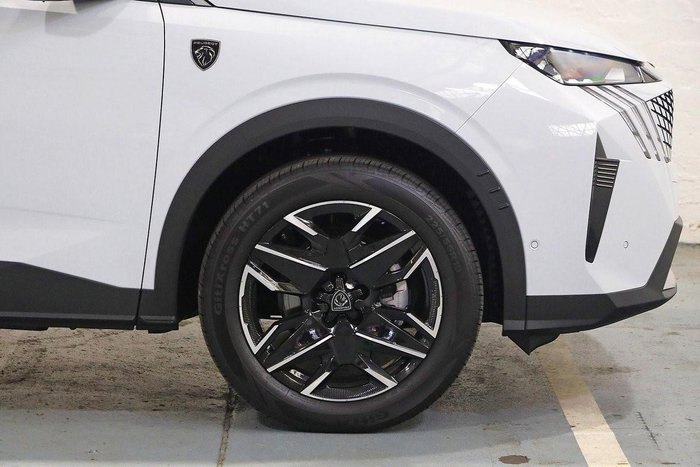 2025 Peugeot 3008