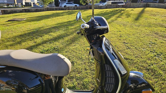 2006 Vespa GTS 250ie GTS Black
