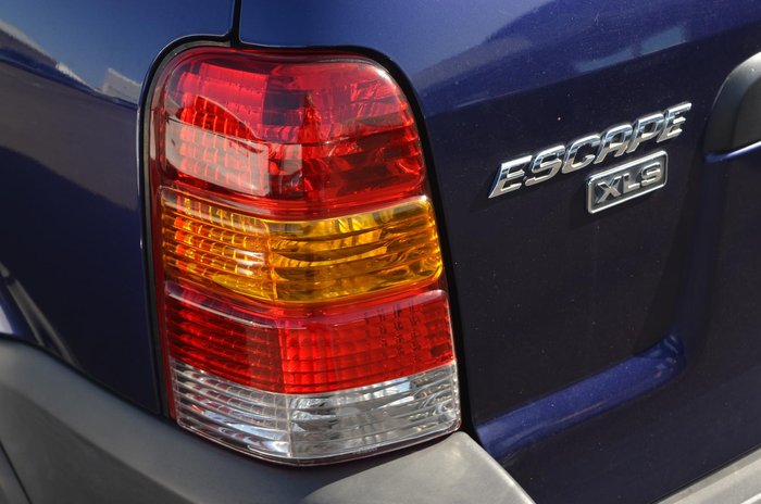 2003 Ford Escape XLS