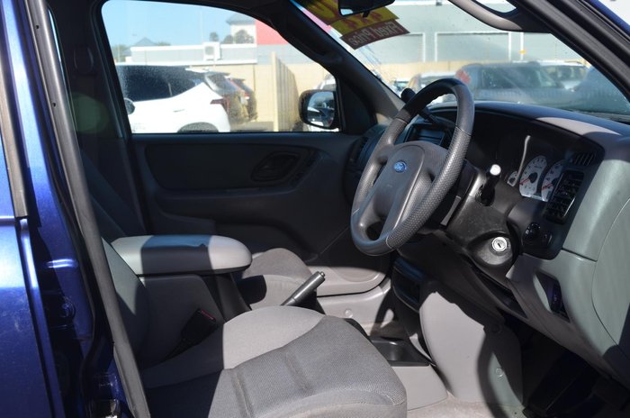 2003 Ford Escape XLS