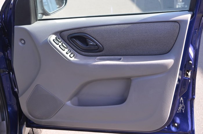 2003 Ford Escape XLS