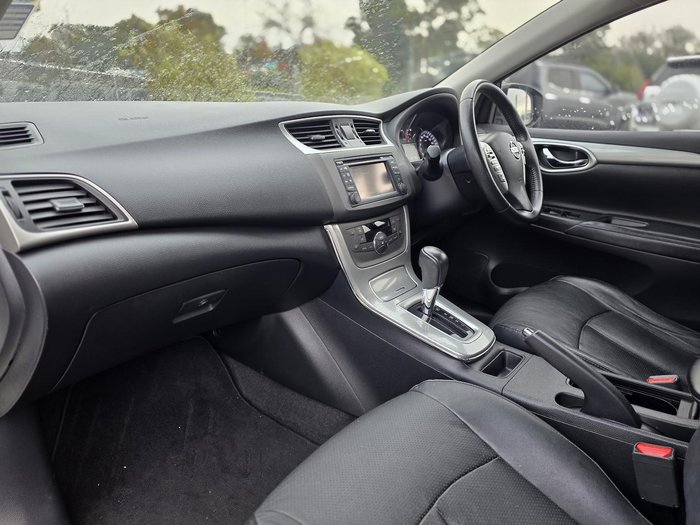 2013 Nissan Pulsar Ti B17 Diamond White