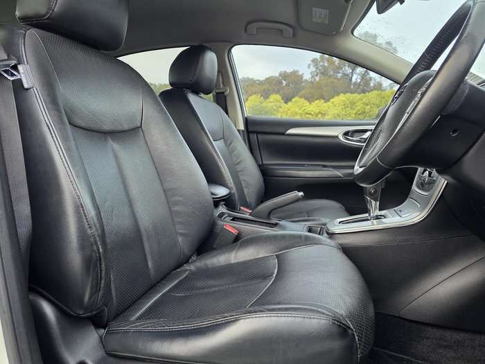 2013 Nissan Pulsar Ti B17 Diamond White